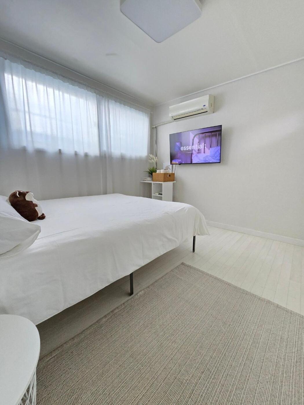Villa Whitefox Seoul